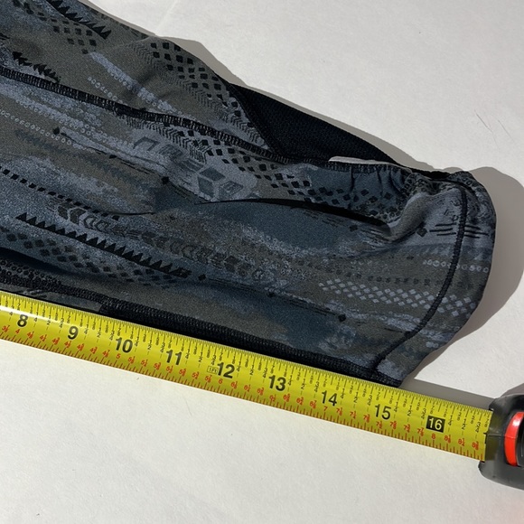 Womens Athleta Shorts Size Small Petite SP gray leggings - Picture 7 of 7